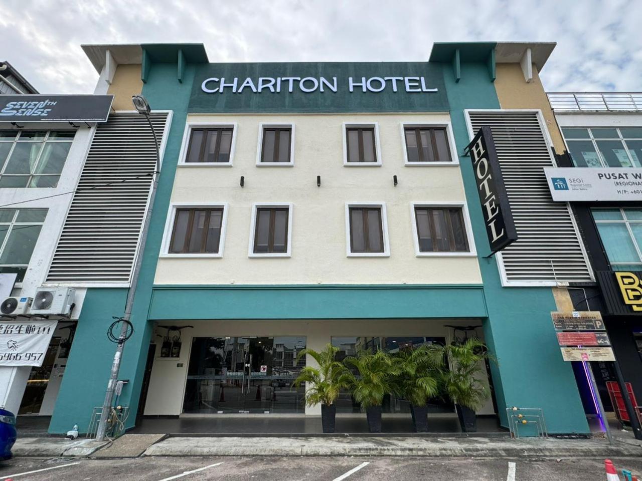 Chariton Hotel Nusa Bestari Johor Bahru Exterior photo