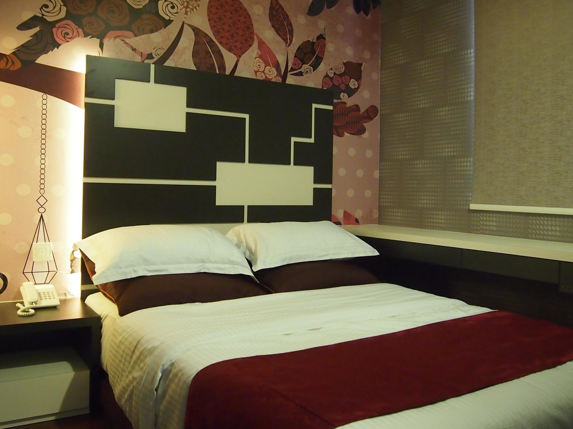 Chariton Hotel Nusa Bestari Johor Bahru Exterior photo