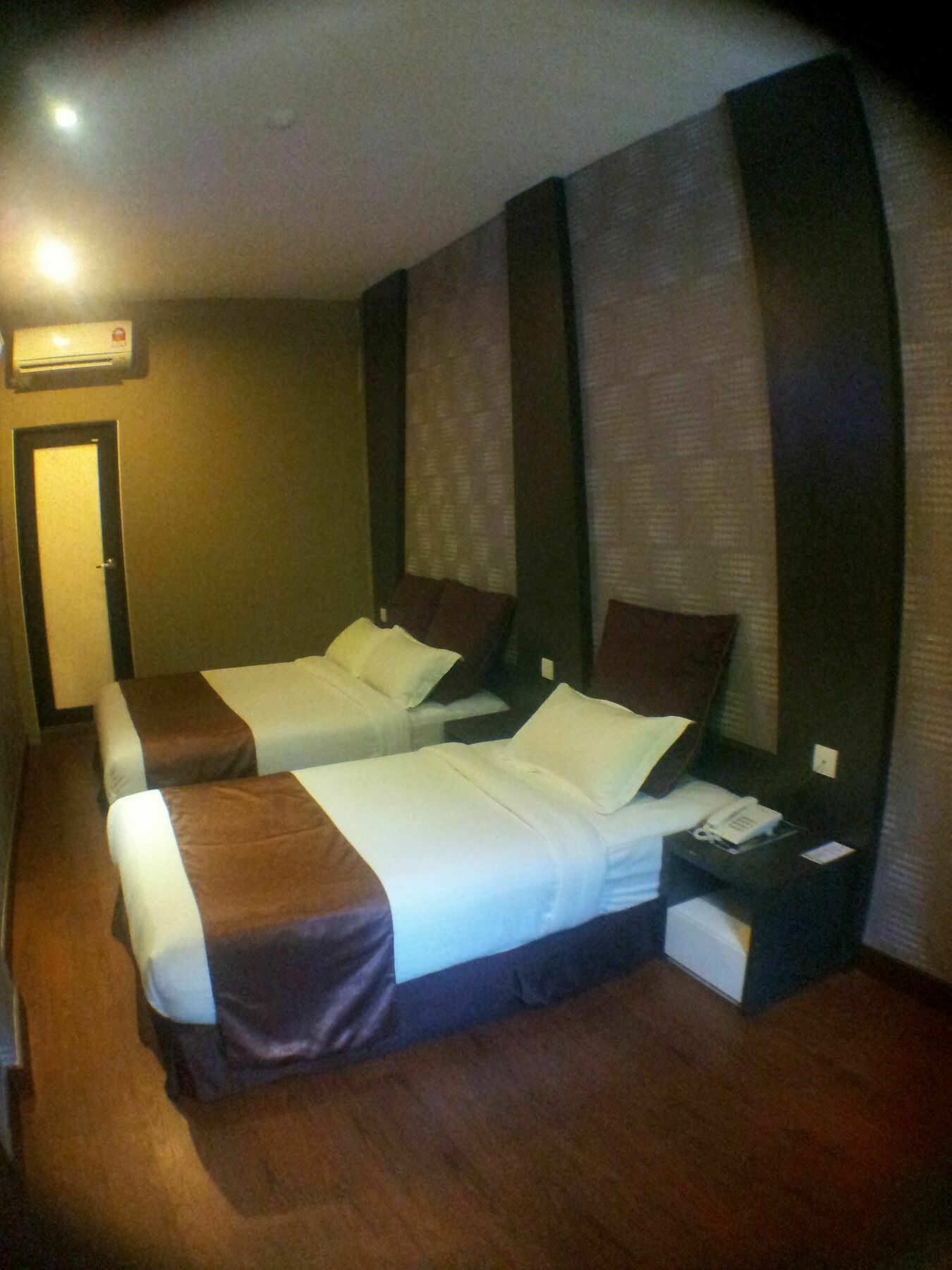 Chariton Hotel Nusa Bestari Johor Bahru Exterior photo